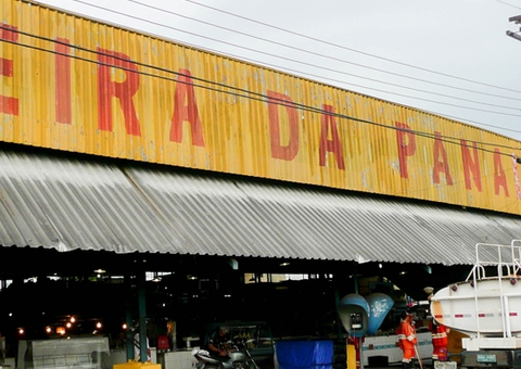 Homem é assassinado a tiros ao confrontar piratas de rio em feira de Manaus