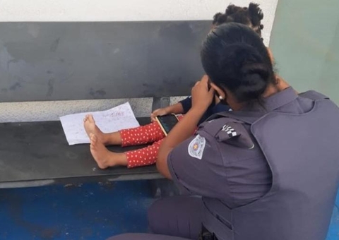 PM resgata criança de 3 anos amarrada com fios pela mãe