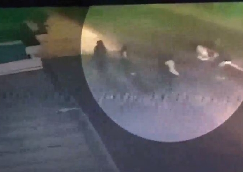 Motorista de Aplicativo ataca passageiros com facão 