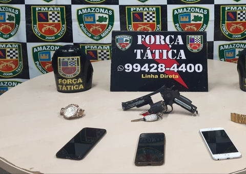 Trio é preso fazendo arrastão dentro de carro na zona Leste de Manaus 