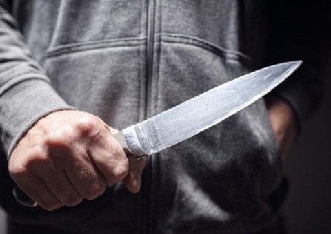 Taxista é assassinado a facadas por passageiro durante corrida em Manaus