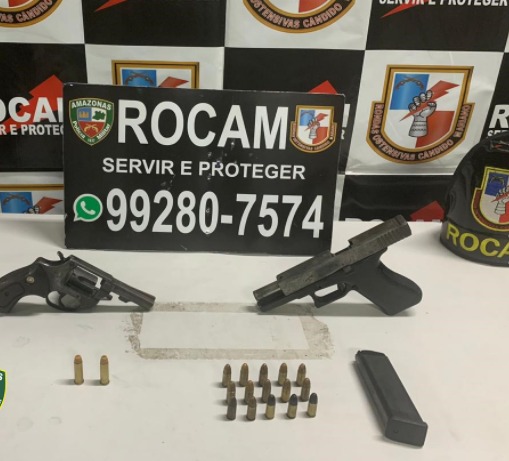 Homem é preso ao andar armado em Manaus