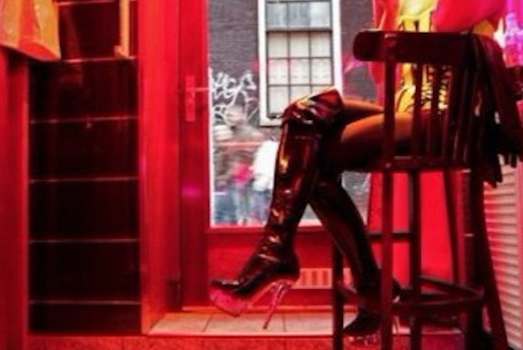 Pastor é encontrado morto em casa de prostituição