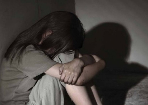 Estuprada por anos pelo pai, menina sofre abuso de pastor que a acolheu