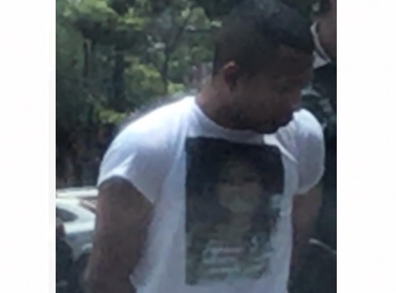 Flanelinha é agredido a pauladas por marido de grávida executada em Manaus