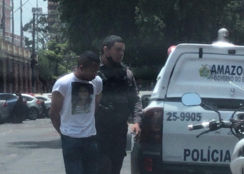 Flanelinha espancado por marido de grávida passa mal e piora em Manaus