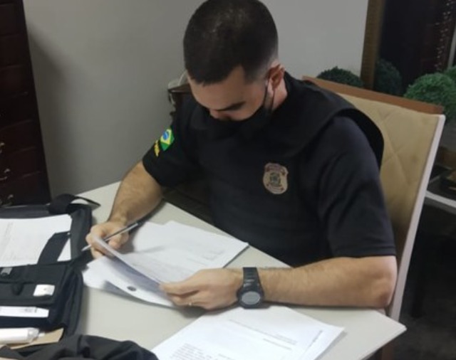 Operação da PF em Manaus e no Acre mira políticos e empresários 