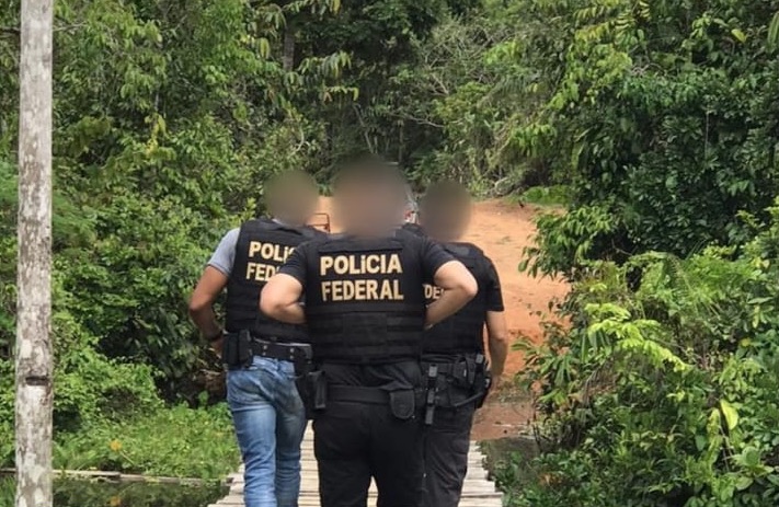 Policial federal reage a assalto e atira contra assaltante no Amazonas