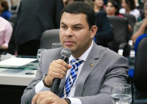 Operação da PF em Manaus tem como alvo deputado Saulo Vianna 