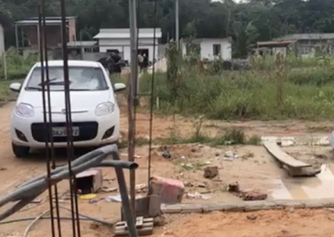 Criança de 7 anos e família são feitas reféns em assalto à casa em Manaus 