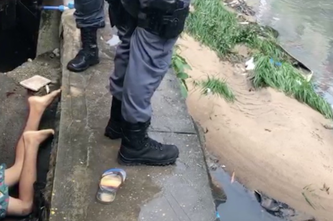 Adolescente é perseguido e morto por pistoleiros em rip-rap de Manaus 