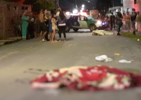 Casal é executado enquanto passeava em área vermelha de Manaus