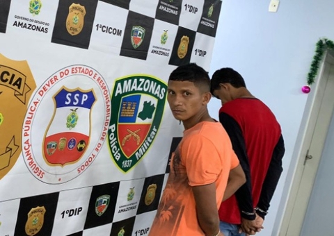 Dupla rouba cordão avaliado em R$ 10 mil, mas acaba presa em Manaus