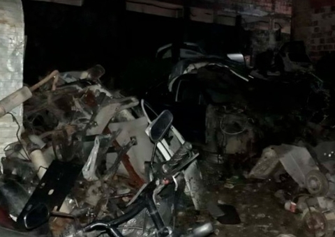 Após raptar motorista de app, jovem é preso dentro de ferro velho em Manaus