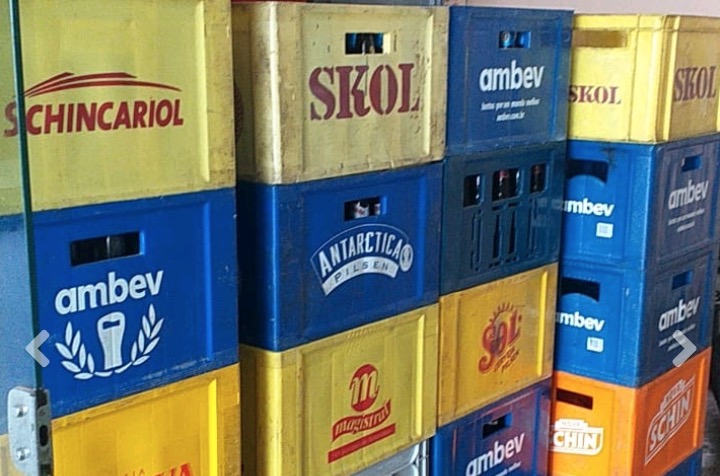 Polícia apreende 60 grades de cervejas recheadas de drogas no Amazonas