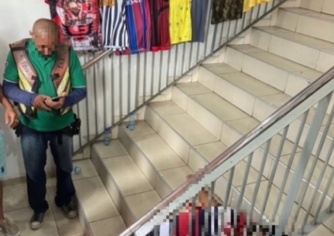 Na véspera do Revéillon, homem é executado a tiros em galeria de Manaus