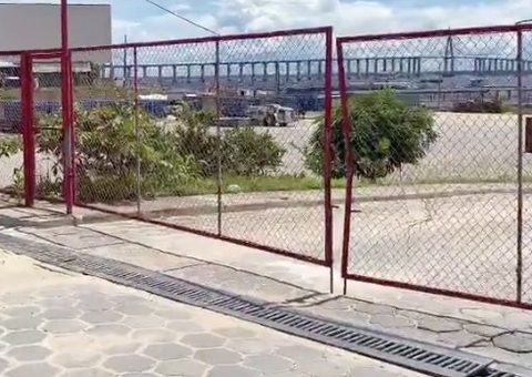 Homem é morto com tiros na cabeça em Porto de Manaus