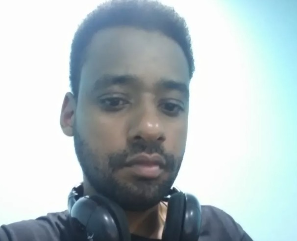 Radialista é executado a tiros e pauladas na frente de emissora 