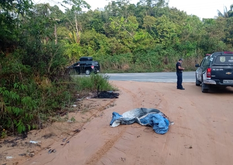 Corpo é encontrado com bilhete em ramal na AM-010 