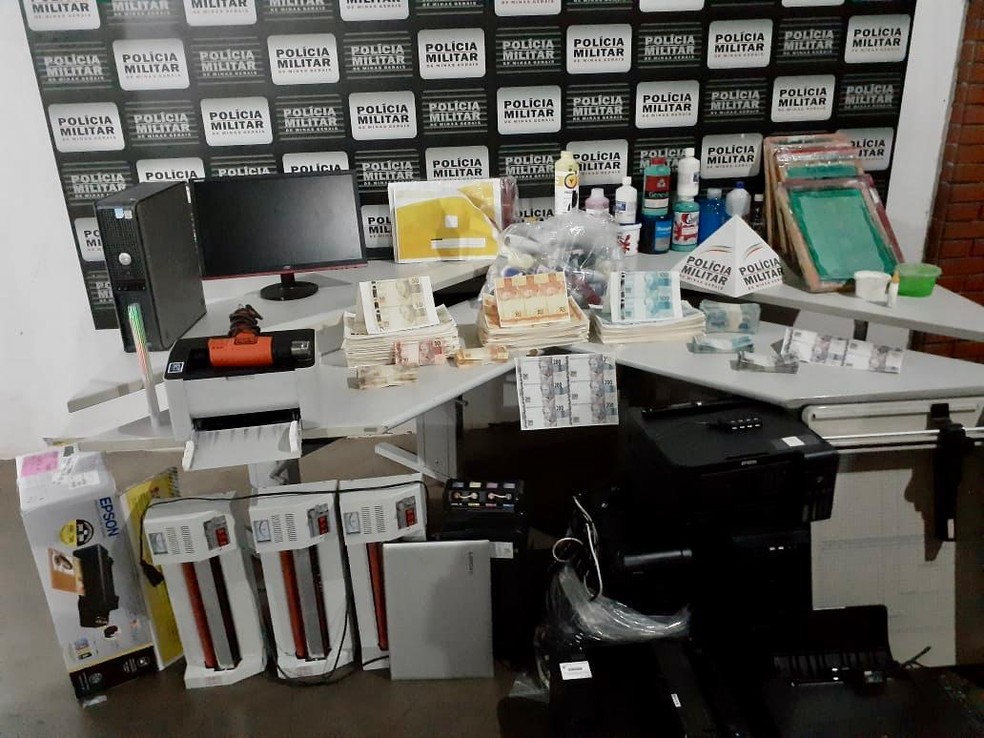 PM apreende R$ 500 mil em dinheiro falso e fecha laboratório clandestino