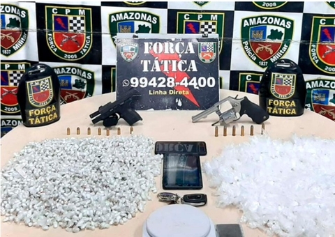 Mais de 3 mil porções de drogas são apreendidas dentro de carro em Manaus