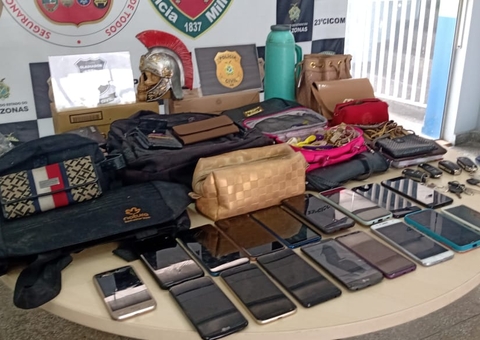 Dupla é presa após fazer arrastão em vários bairros de Manaus 