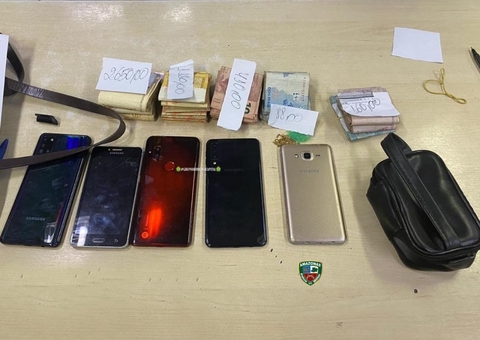 Homem é preso com carro de motorista de app e mais de R$ 5 mil em Manaus