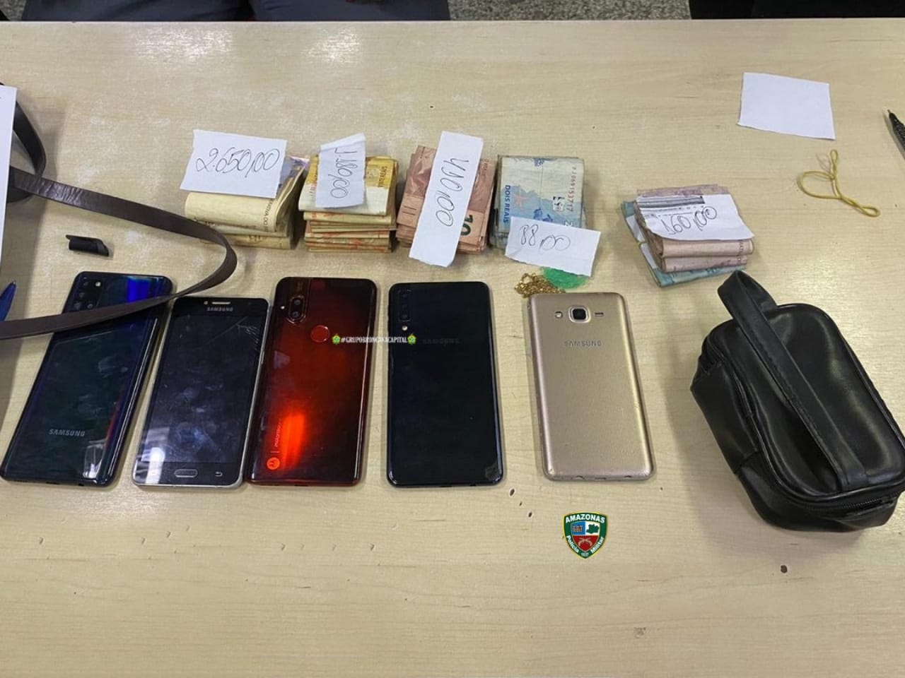 Homem é preso com carro de motorista de app e mais de R$ 5 mil em Manaus