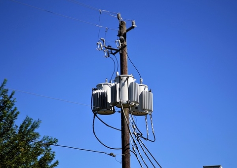 Idoso é preso por furtar energia elétrica em apartamentos de Manaus