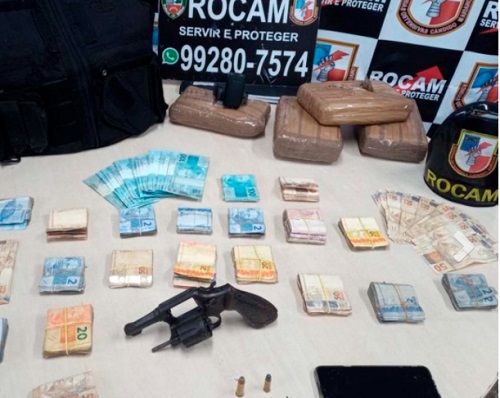 Homem é preso com arma, colete balístico e R$ 15 mil em Manaus