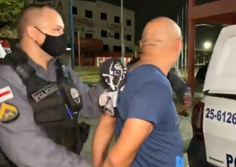 Suspeito é preso ao tentar matar própria irmã a terçadadas em Manaus