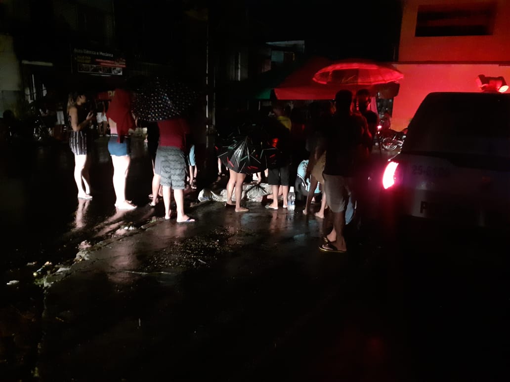 Homem é morto durante jogo na Compensa e corpo é deixado em frente à Cicom