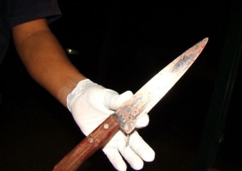 Mulher é morta com facada no peito na frente da neta de 9 anos 