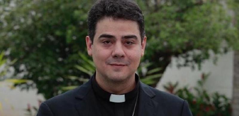 Padre Robson e outras 17 pessoas são denunciadas por organização criminosa