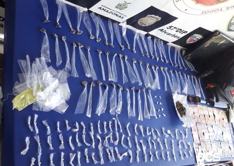 Após denúncias, grupo foge e PM apreende drogas e dinheiro no Amazonas