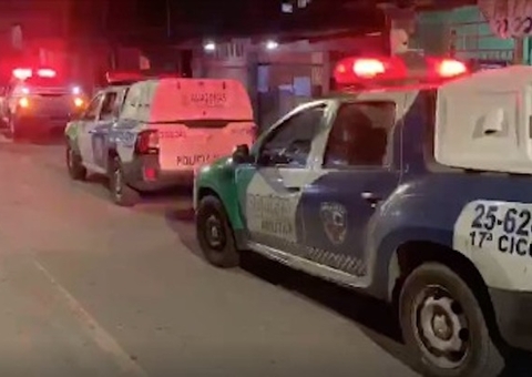 Mãe flagra homem alisando partes íntimas da filha de 9 anos em Manaus