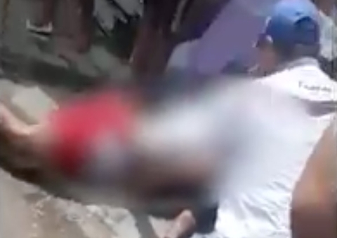 Mais um é baleado em rua onde homem foi executado na Compensa, em Manaus