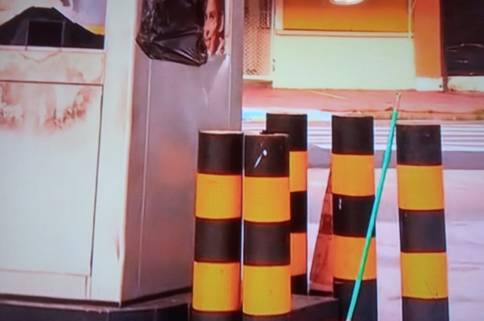 Criminosos explodem cofre e roubam malotes de dinheiro de posto em Manaus