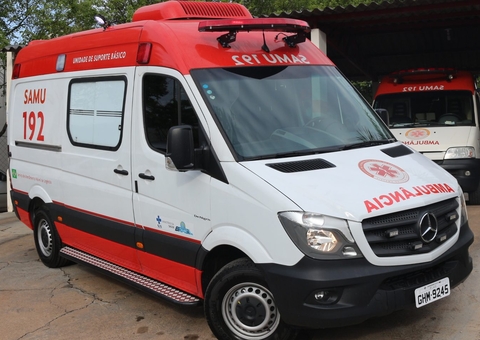 Assaltante é preso ao atacar homem a terçadadas em Manaus 