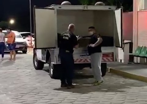 Morre funcionário baleado dentro de mercadinho em Manaus