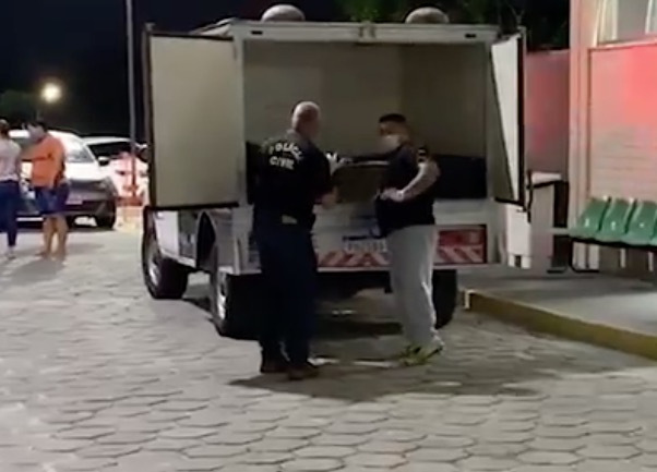 Morre funcionário baleado dentro de mercadinho em Manaus