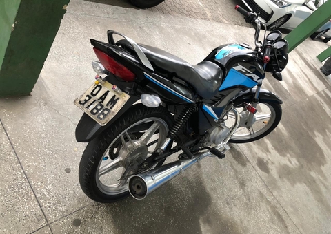 Homem é preso ao tentar vender moto roubada para o próprio dono em Manaus 