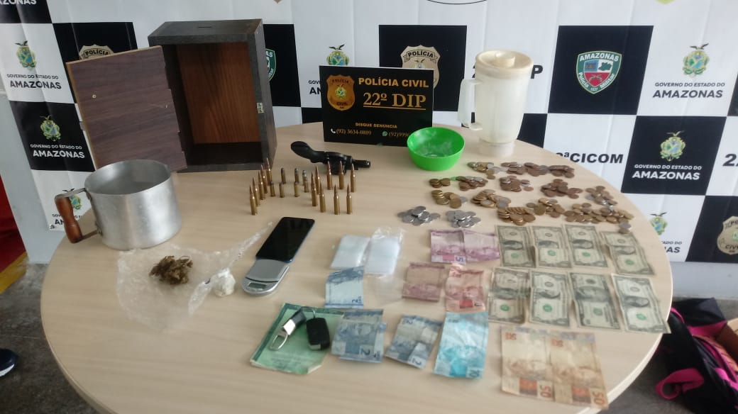 Ex-soldado da Marinha é preso com munições de fuzil em casa de Manaus 