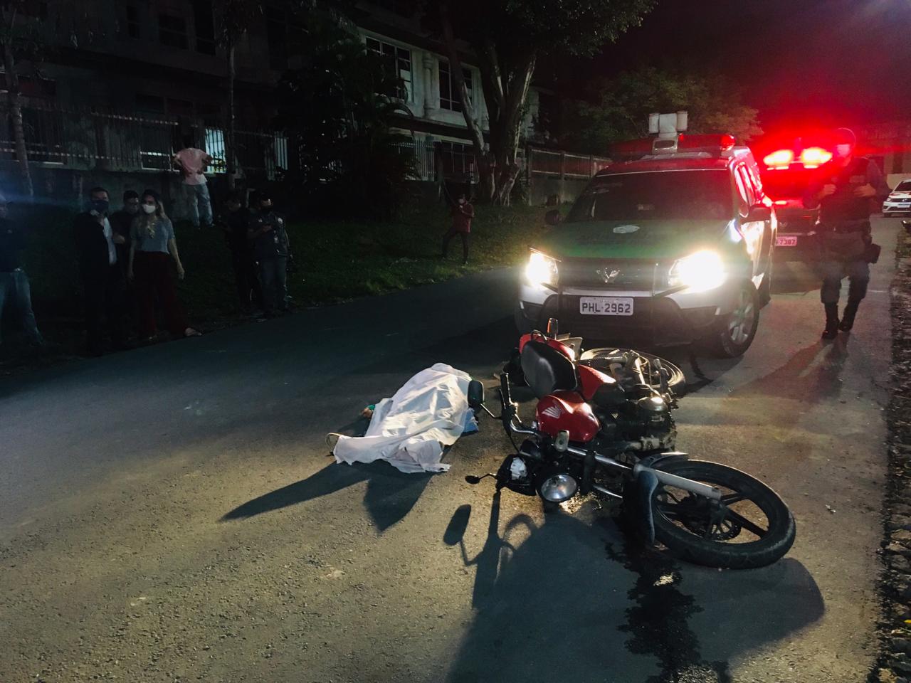 Justiceiro mata suspeito de assaltar clínica veterinária em Manaus