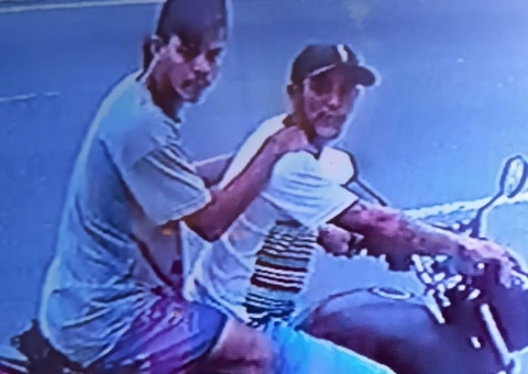 Vídeo: Bandidos descarados assaltam vigilante em via pública de Manaus