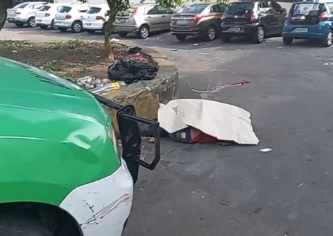 Homens são executados com tiros à queima-roupa em área vermelha de Manaus