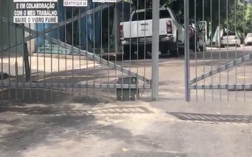 Homens fogem após realizarem assalto com refém em condomínio de Manaus 