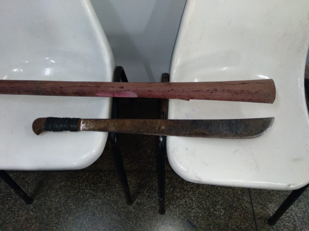 Motorista de ônibus é agredido a pauladas por comerciante em Manaus