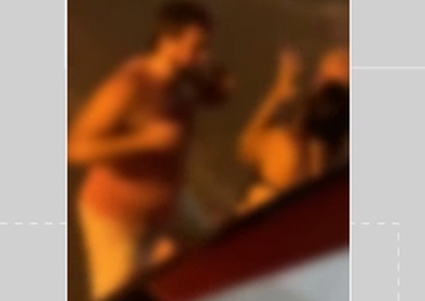 Mulher é agredida com socos e polícia procura agressor; veja vídeo