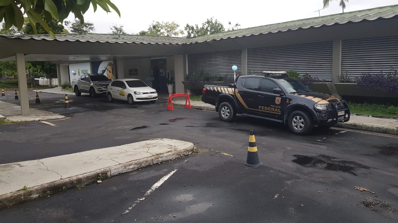 Polícia Federal cumpre mandados na sede da Susam em Manaus